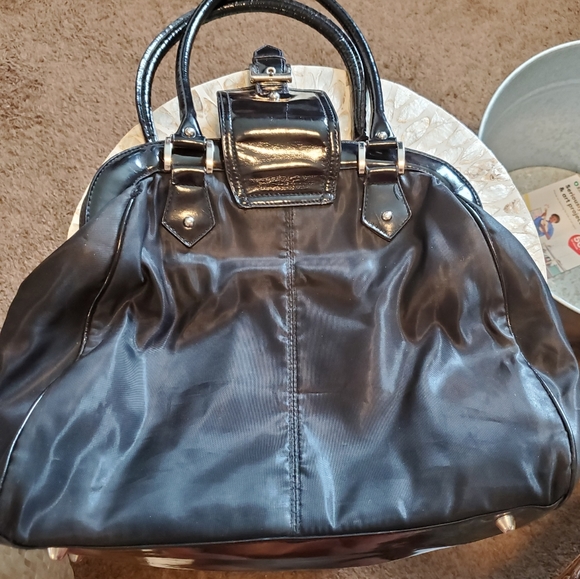Daisy Fuentes Black Fabric and Faux Patent Leather Satchel Bag - Picture 2 of 10